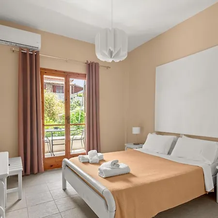 Homestay Dimitra's Stoupa