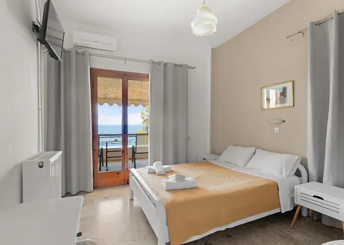 Quarto em Acomodações Particulares Dimitra's