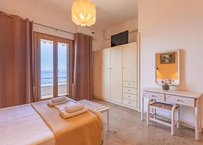 Quarto em Acomodações Particulares Dimitra's *