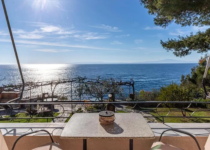 Dimitra's Privatunterkunft Stoúpa